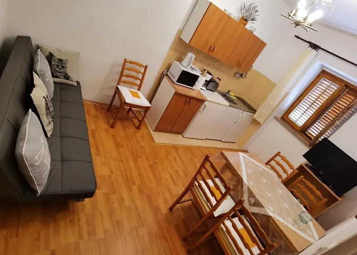 Apartament Kampor