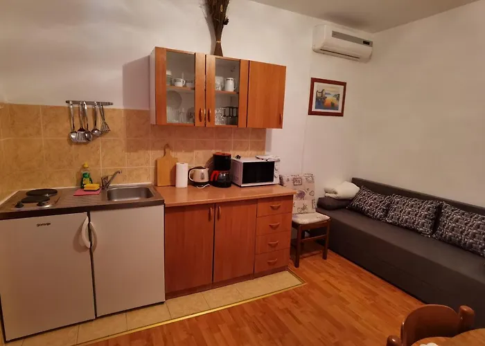 Apartament Kampor