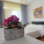 Kampor Lägenhet *