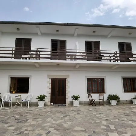 Kampor Apartment