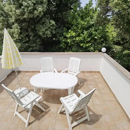 Kampor Appartement Rab Town